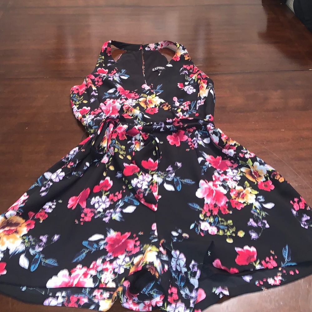 Floral romper Size 2